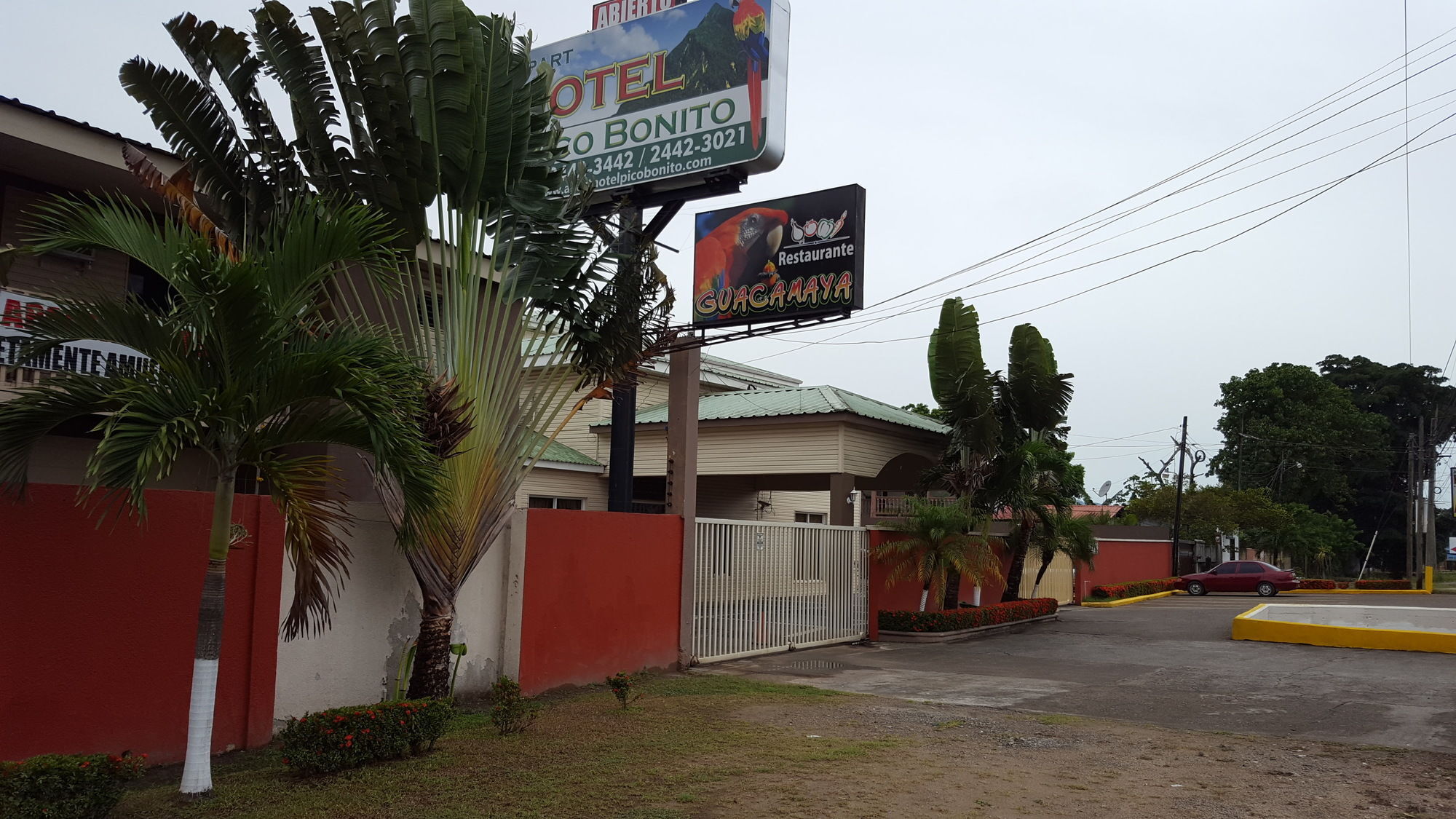 Apart Hotel Pico Bonito La Ceiba Buitenkant foto