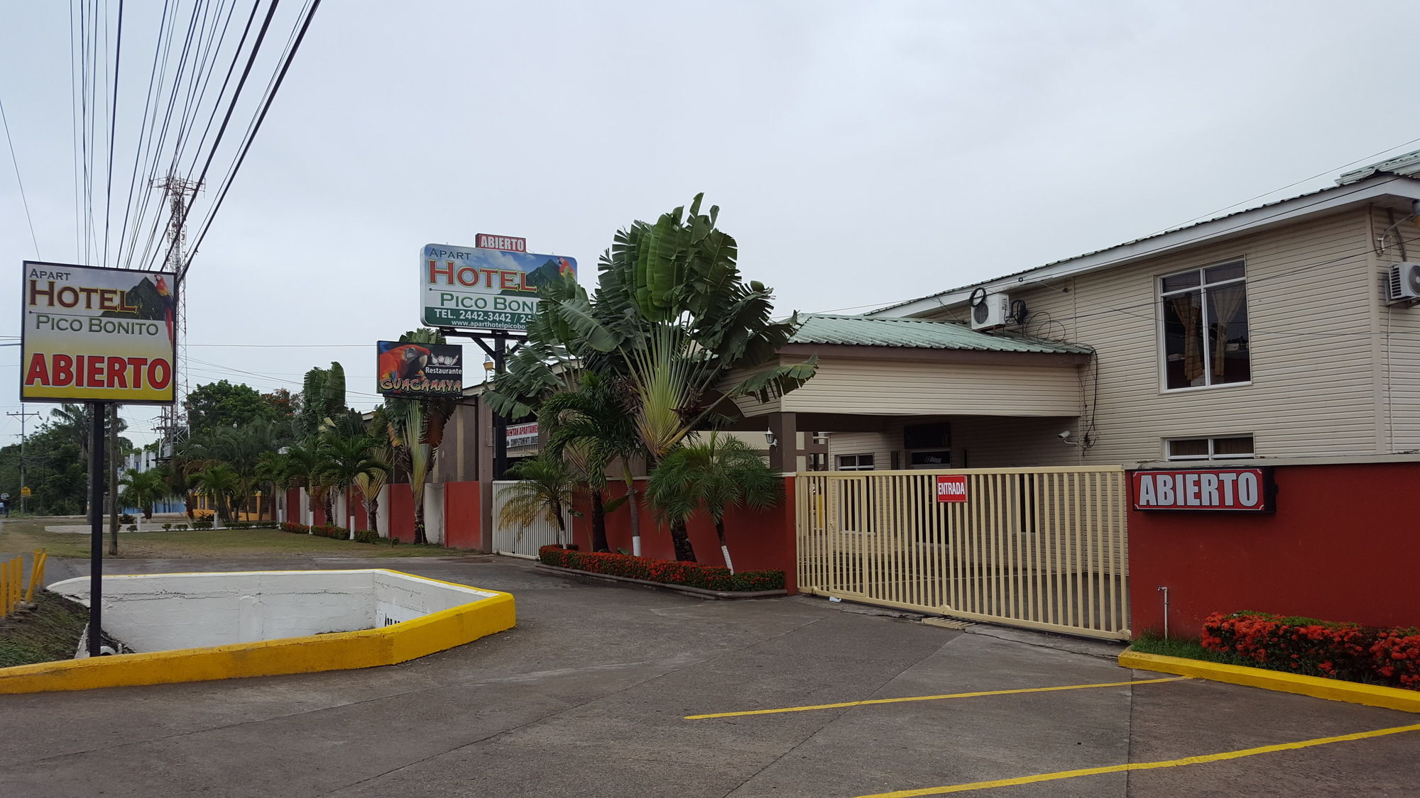 Apart Hotel Pico Bonito La Ceiba Buitenkant foto